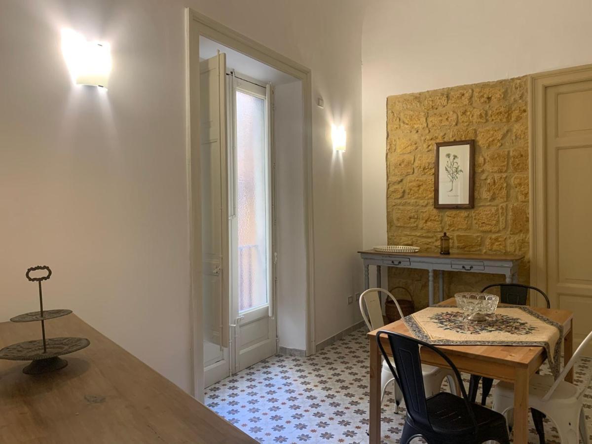 Charme In Centro - Tourist Rental أغريجنتو المظهر الخارجي الصورة