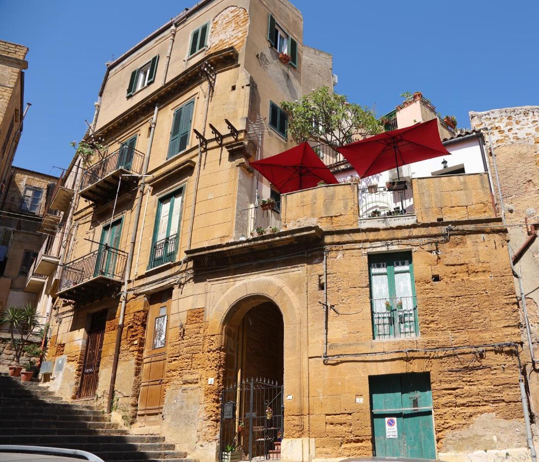 Charme In Centro - Tourist Rental أغريجنتو المظهر الخارجي الصورة